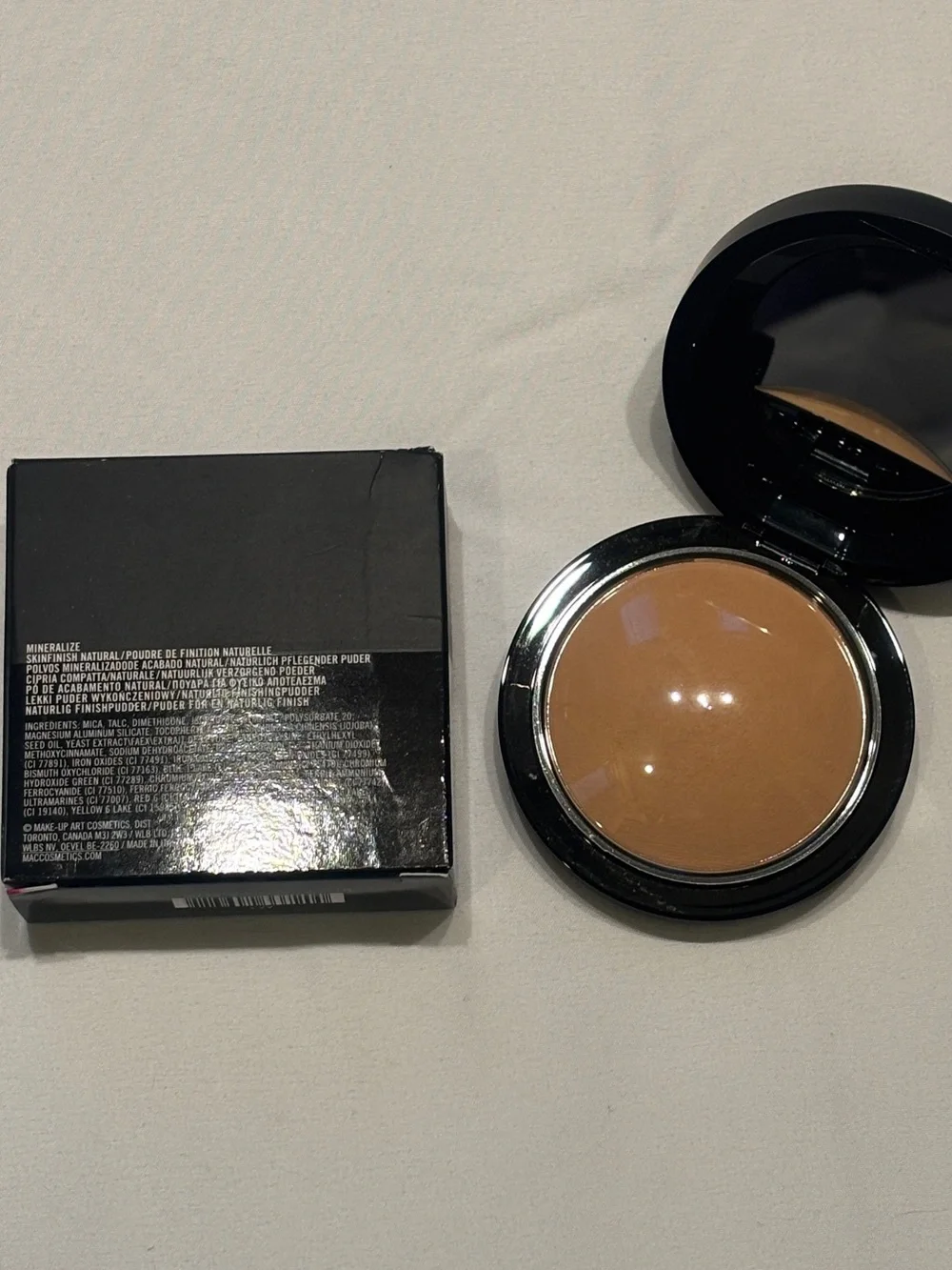 MAC Mineralize Skinfinish Natural Pressed Powder - Medium Golden